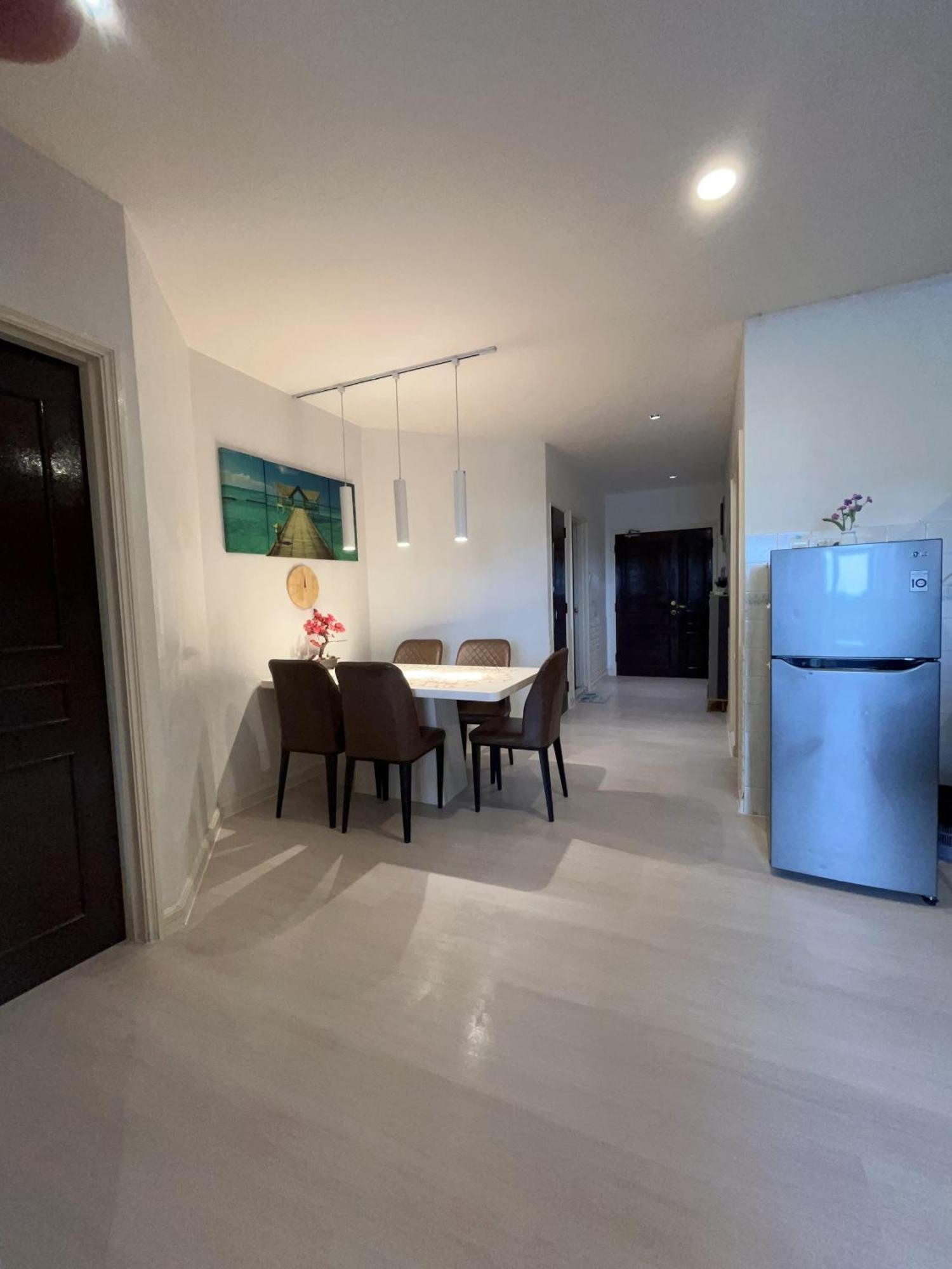 Riverbank Suites Waterfront Kuching Eksteriør bilde