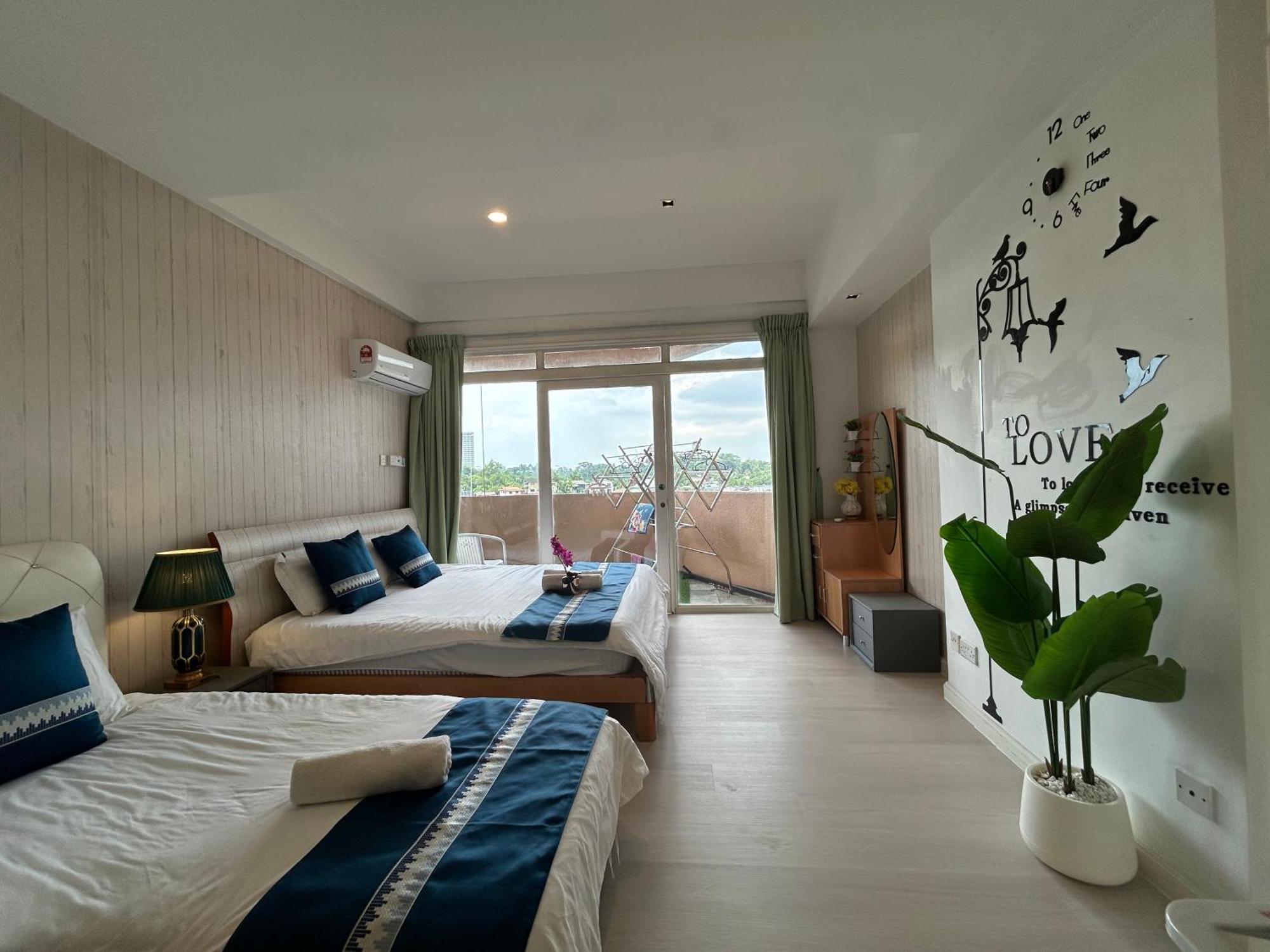 Riverbank Suites Waterfront Kuching Eksteriør bilde